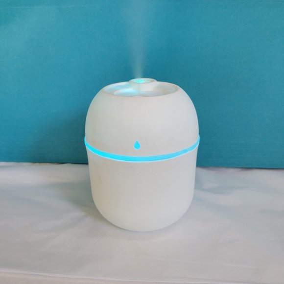 Portable Room Diffuser - Picture 1 of 3